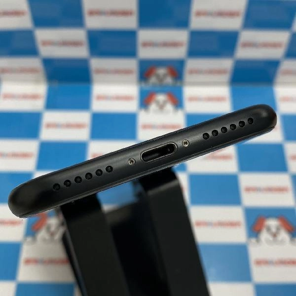 iPhoneSE 第2世代 SoftBank版SIMフリー 64GB MHGP3J/A A2296 新品同様品 ブラック