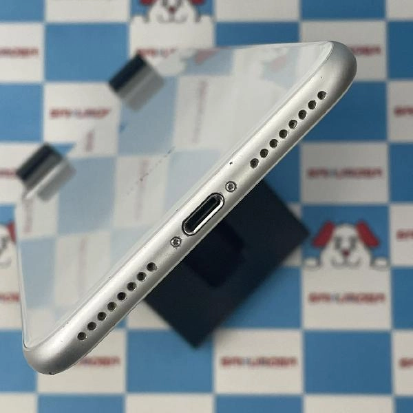 iPhone8 Plus au版SIMフリー 64GB MQ9L2J/A A1898 美品