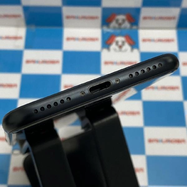 iPhoneSE 第3世代 SoftBank版SIMフリー 64GB MMYC3J/A A2782