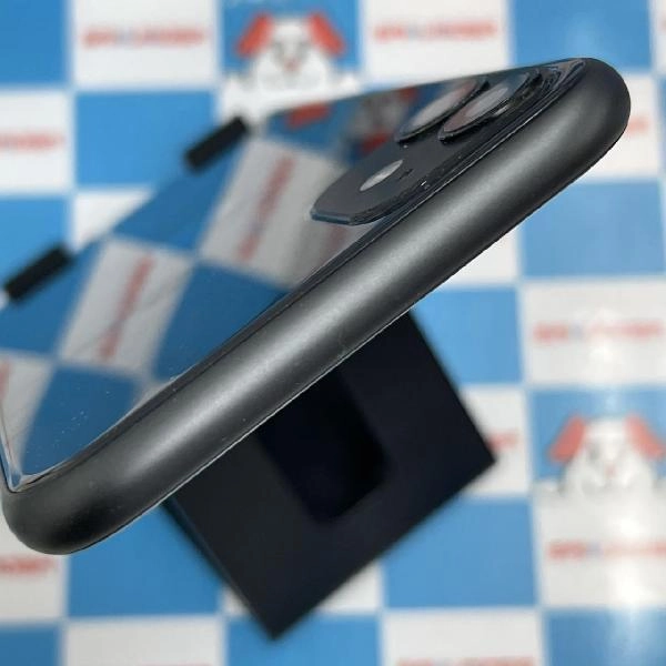 iPhone11 docomo版SIMフリー 64GB MWLT2J/A A2221 ブラック