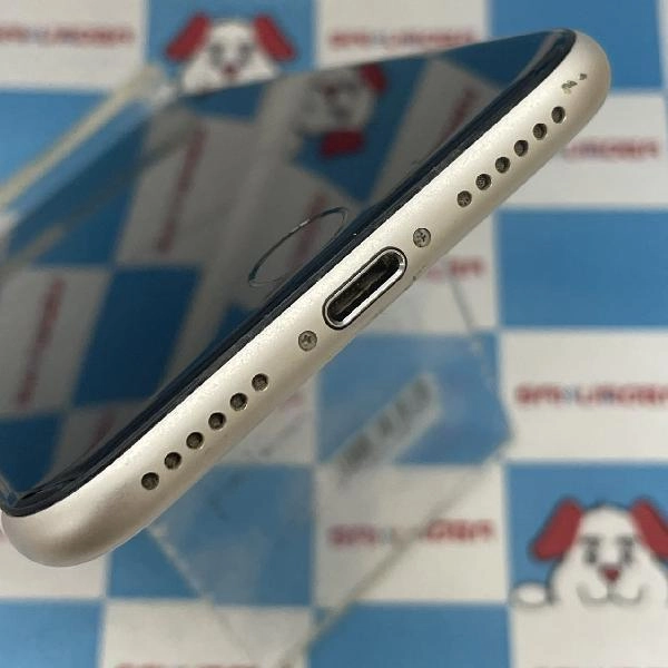 iPhoneSE 第3世代 au版SIMフリー 128GB MMYG3J/A A2782