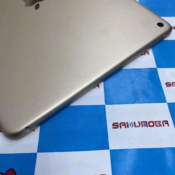 iPad Air 第2世代 Wi-Fiモデル 64GB MH182J/A A1566 ジャンク品 ゴールド