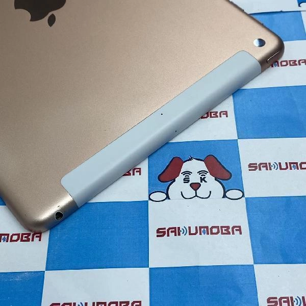 iPad 第6世代 au版SIMフリー 32GB MRM02J/A A1954