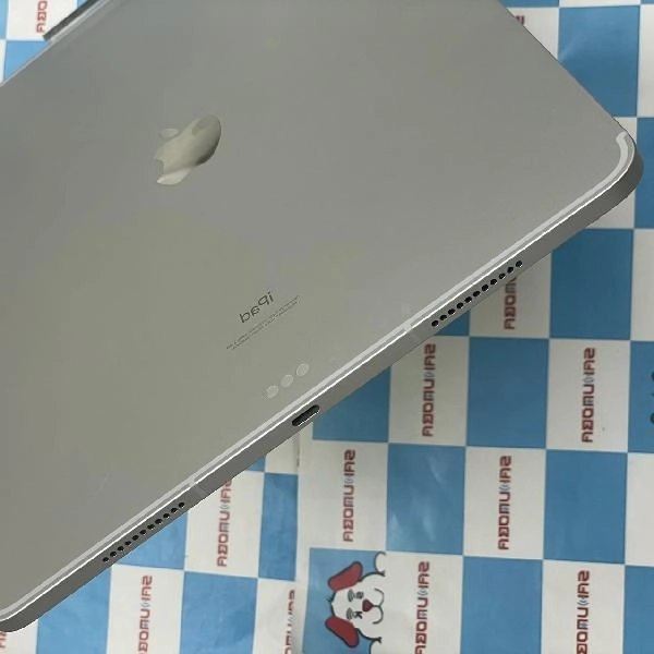 iPad Pro 12.9インチ 第5世代 docomo版SIMフリー 512GB MHR93J/AA2461 極美品 シルバー