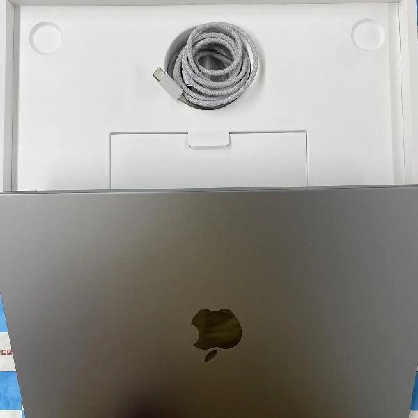 MacBook Air M2 2022 256GB MLXW3J/A A2681 スペースグレイ