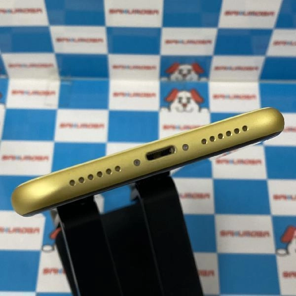 iPhone11 au版SIMフリー 64GB MWLW2J/A A2221 極美品 イエロー