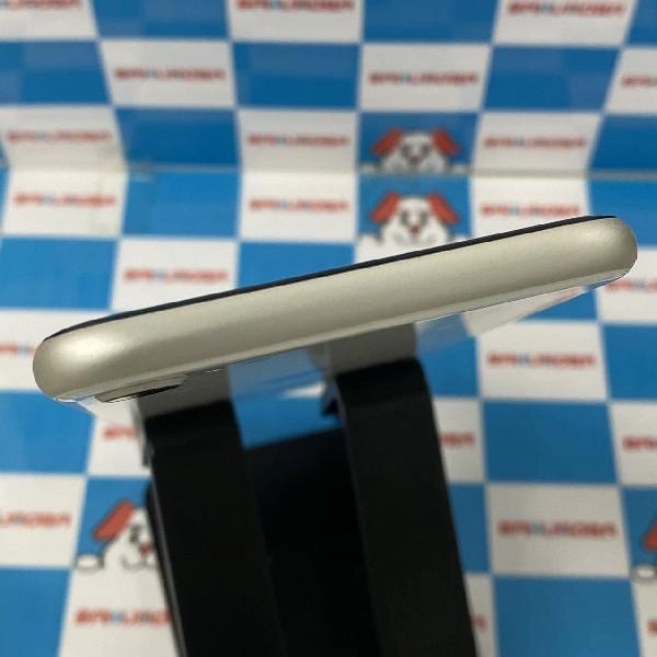 iPhoneSE 第2世代 docomo版SIMフリー 64GB MX9T2J/A A2296 ホワイト