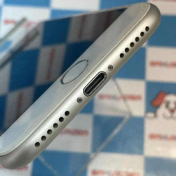 iPhone8 au版SIMフリー 64GB MQ792J/A A1906 シルバー