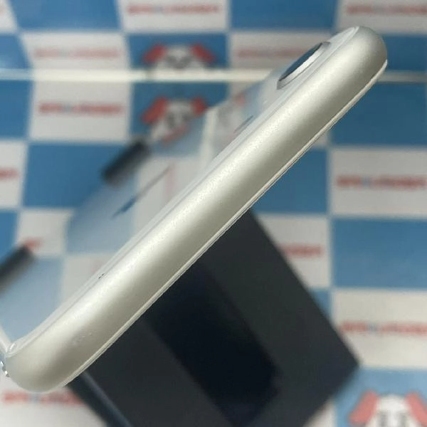 iPhone8 au版SIMフリー 64GB MQ792J/A A1906 シルバー