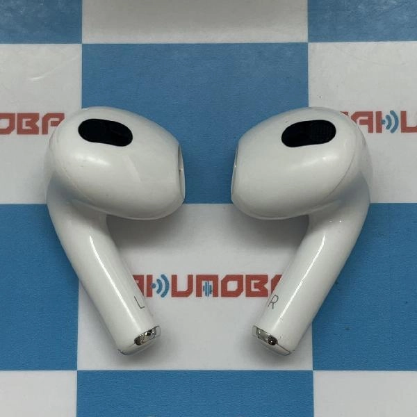 Apple AirPods 第3世代 Lightning充電ケース付き  ジャンク品 MPNY3J/A A2897 ホワイト