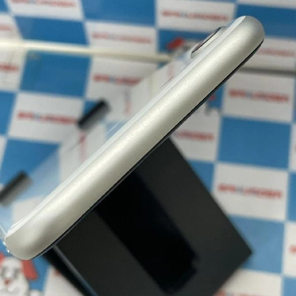 iPhoneSE 第2世代 SoftBank版SIMフリー 64GB MX9T2J/A A2296 ホワイト