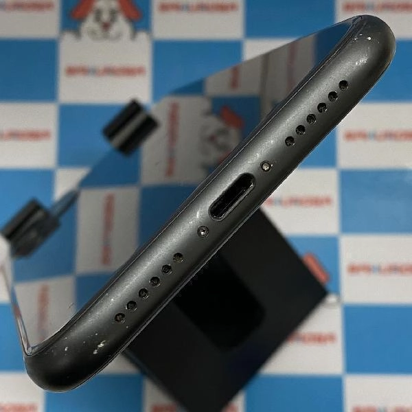 iPhone11 docomo版SIMフリー 64GB MWLT2J/A A2221 美品 ブラック