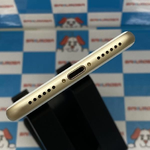 iPhone7 au版SIMフリー 32GB MNCG2J/A A1779 極美品 ゴールド