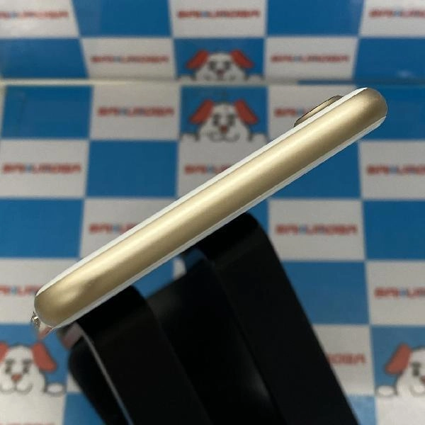 iPhone7 au版SIMフリー 32GB MNCG2J/A A1779 極美品 ゴールド