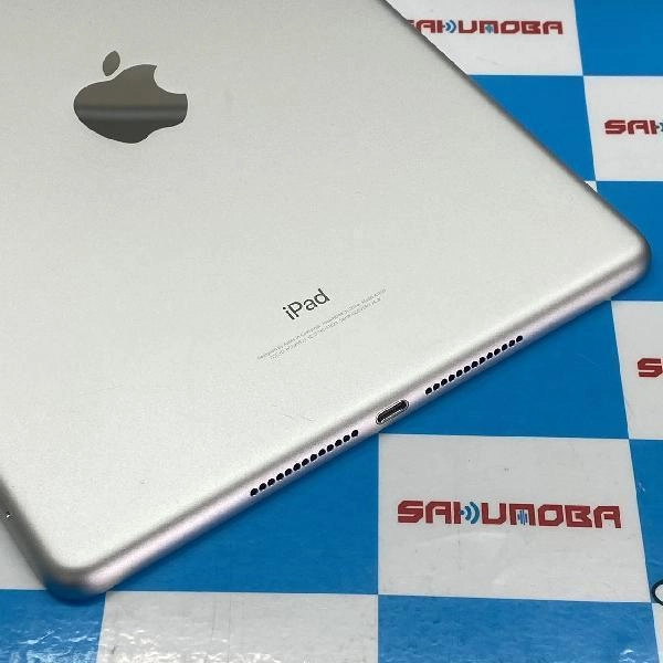 iPad 第5世代 docomo版SIMフリー 32GB MP1L2J/A A1823 美品