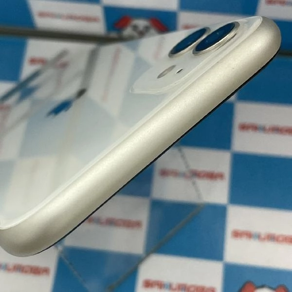 iPhone11 docomo版SIMフリー 128GB MWM22J/A A2221 ジャンク品 ホワイト