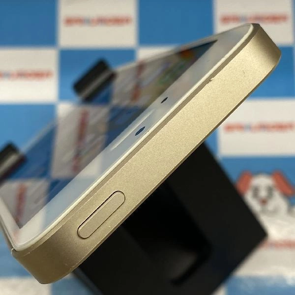 iPhoneSE Apple版SIMフリー 128GB MP9J2LL/A A1723 美品