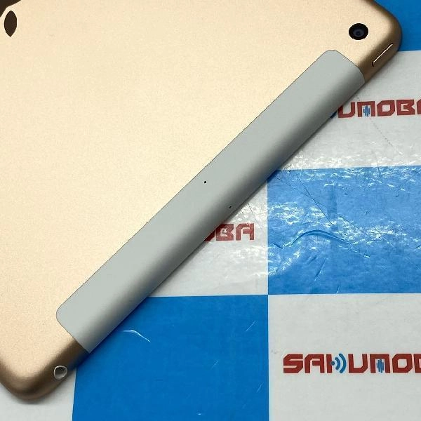 iPad 第6世代 au版SIMフリー 32GB MRM02J/A A1954 新品同様