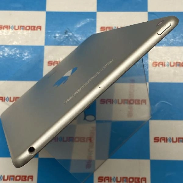iPad mini 第5世代 Wi-Fiモデル 256GB MUU52J/A A2133 ジャンク品 シルバー