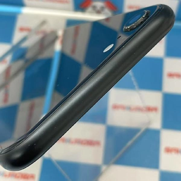 iPhoneSE 第3世代 SoftBank版SIMフリー 64GB MMYC3J/A A2782