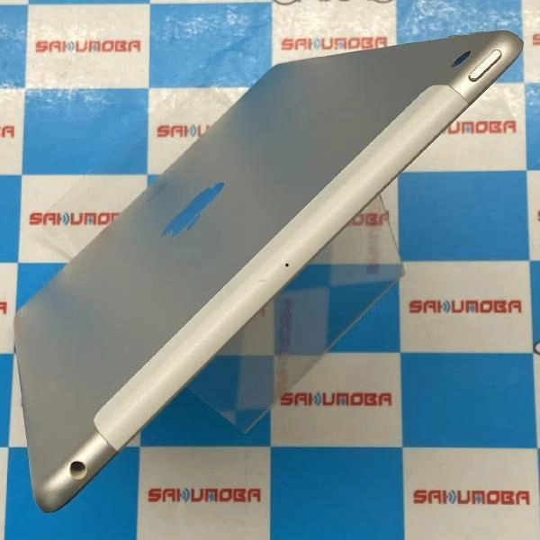 iPad 第5世代 docomo版SIMフリー 32GB MP1L2J/A A1823