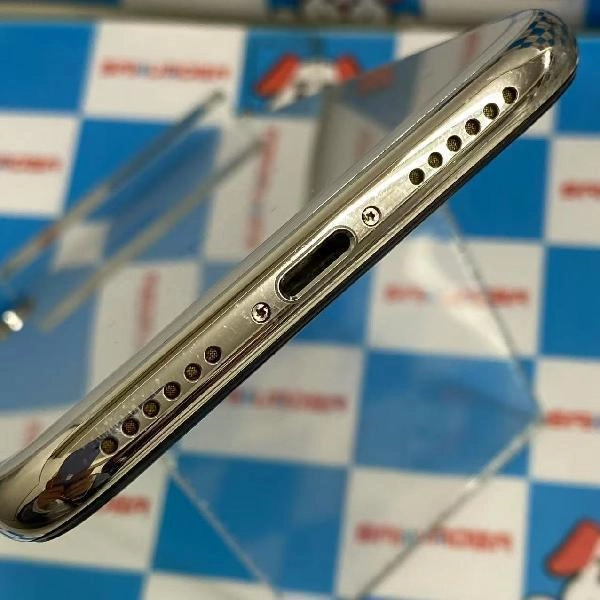 iPhoneX docomo版SIMフリー 256GB MQC22J/A A1902 ジャンク品