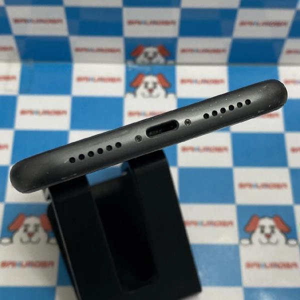 iPhone11 docomo版SIMフリー 64GB MWLT2J/A A2221 ブラック