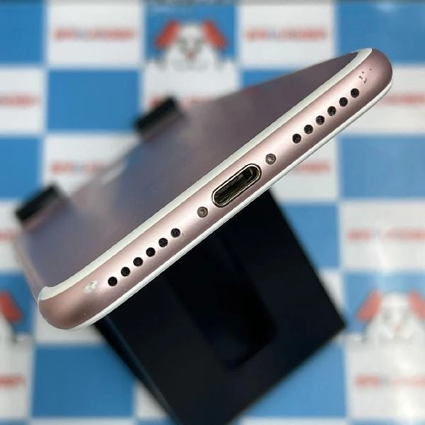 iPhone7 Apple版SIMフリー 32GB MNCJ2J/A A1779 ローズゴールド