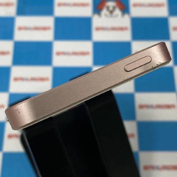 iPhoneSE SoftBank版SIMフリー 64GB MLXQ2J/A A1723