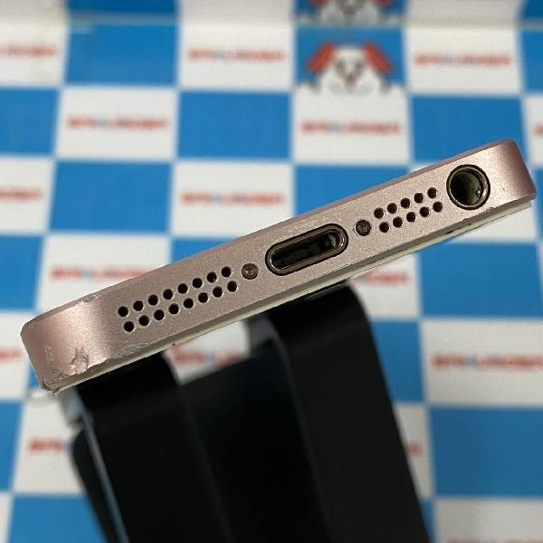 iPhoneSE SoftBank版SIMフリー 64GB MLXQ2J/A A1723