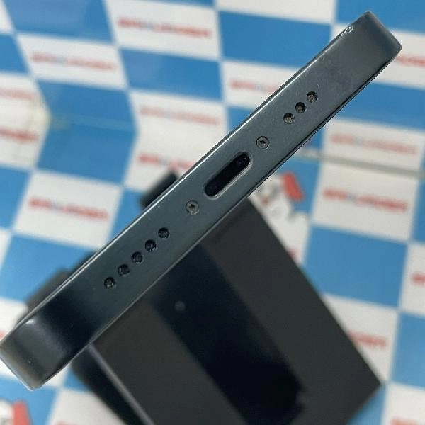 iPhone13 SoftBank版SIMフリー 128GB MLNC3J/A A2631