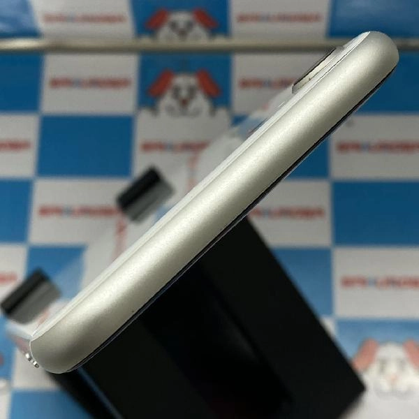 iPhoneSE 第2世代 docomo版SIMフリー 64GB MHGQ3J/A A2296 ホワイト