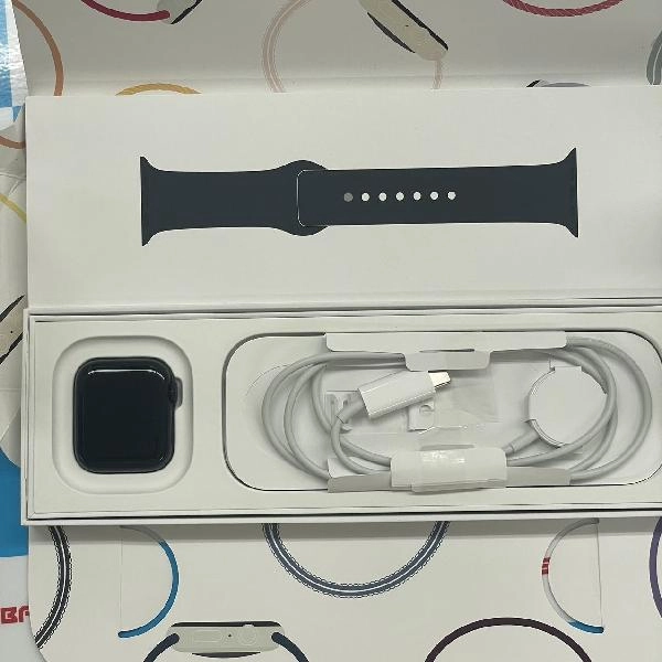 Apple Watch SE 第2世代 GPSモデル 32GB MR9Y3J/A A2722 新品同様品