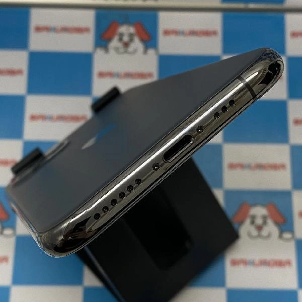 iPhone11 Pro au版SIMフリー 256GB MWC72J/A A2215 極美品