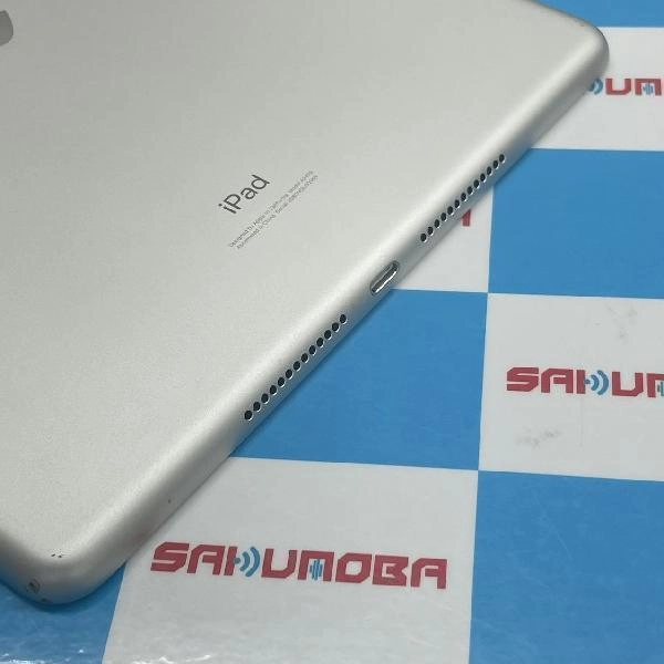 iPad 第8世代 SoftBank版SIMフリー 32GB MYMJ2J/A A2429