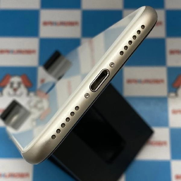 iPhoneSE 第3世代 Apple版SIMフリー 128GB MMYG3J/A A2782