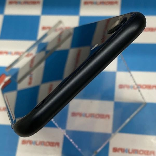 iPhoneSE 第3世代 au版SIMフリー 128GB MMYF3J/A A2782 美品