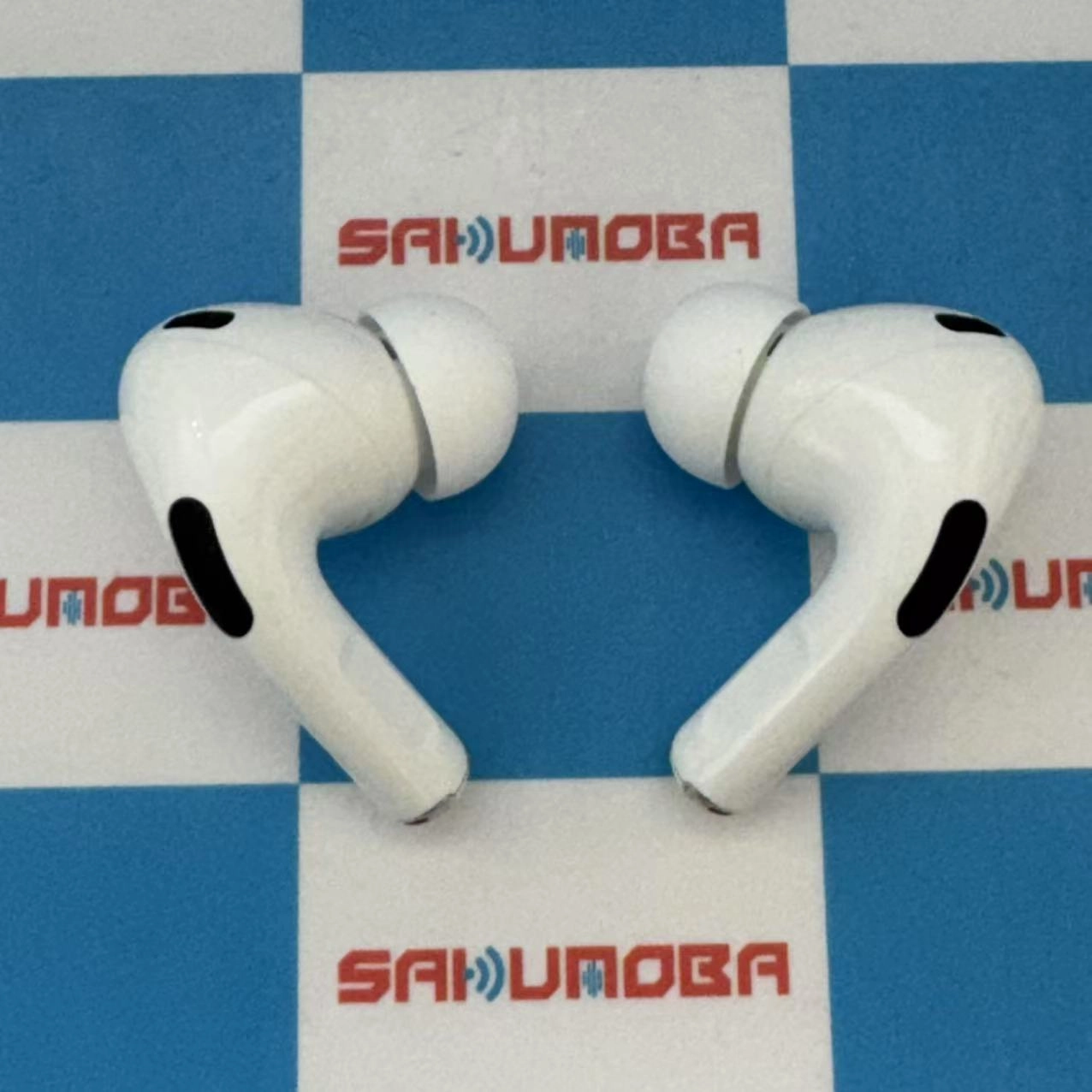 AirPods Pro 第2世代 MagSafe充電ケース(USB-C)付き ホワイト MTJV3J/A ジャンク品