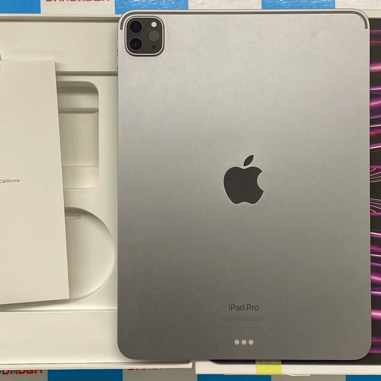 iPad Pro 11インチ 第4世代 Wi-Fiモデル 256GB スペースグレイ MNXF3J/A