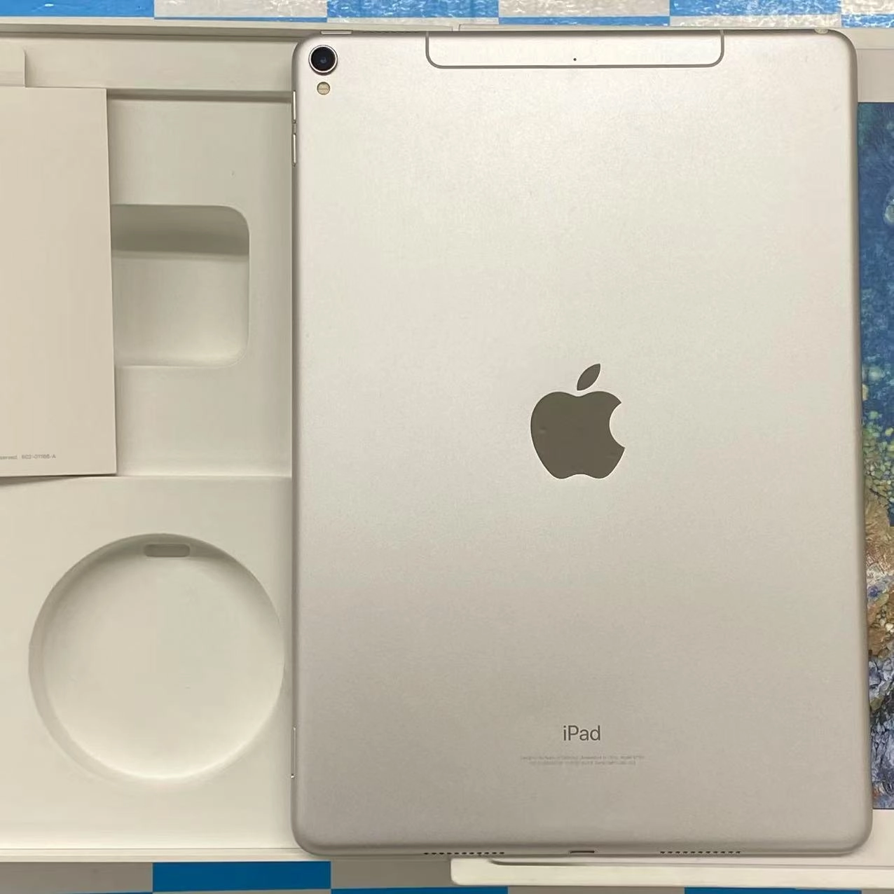 iPad Pro 10.5インチ Wi-Fi+Cellular 64GB シルバー MQF02J/A AU版SIMフリー 訳あり品 au