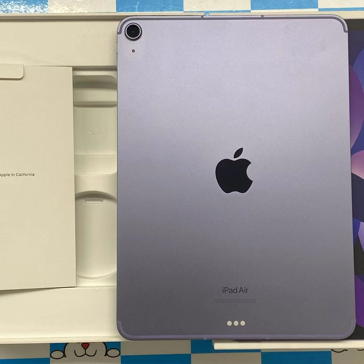 iPad Air 第5世代 Wi-Fi+Cellularモデル 256GB パープル MMED3J/A AU版SIMフリー 極美品 au