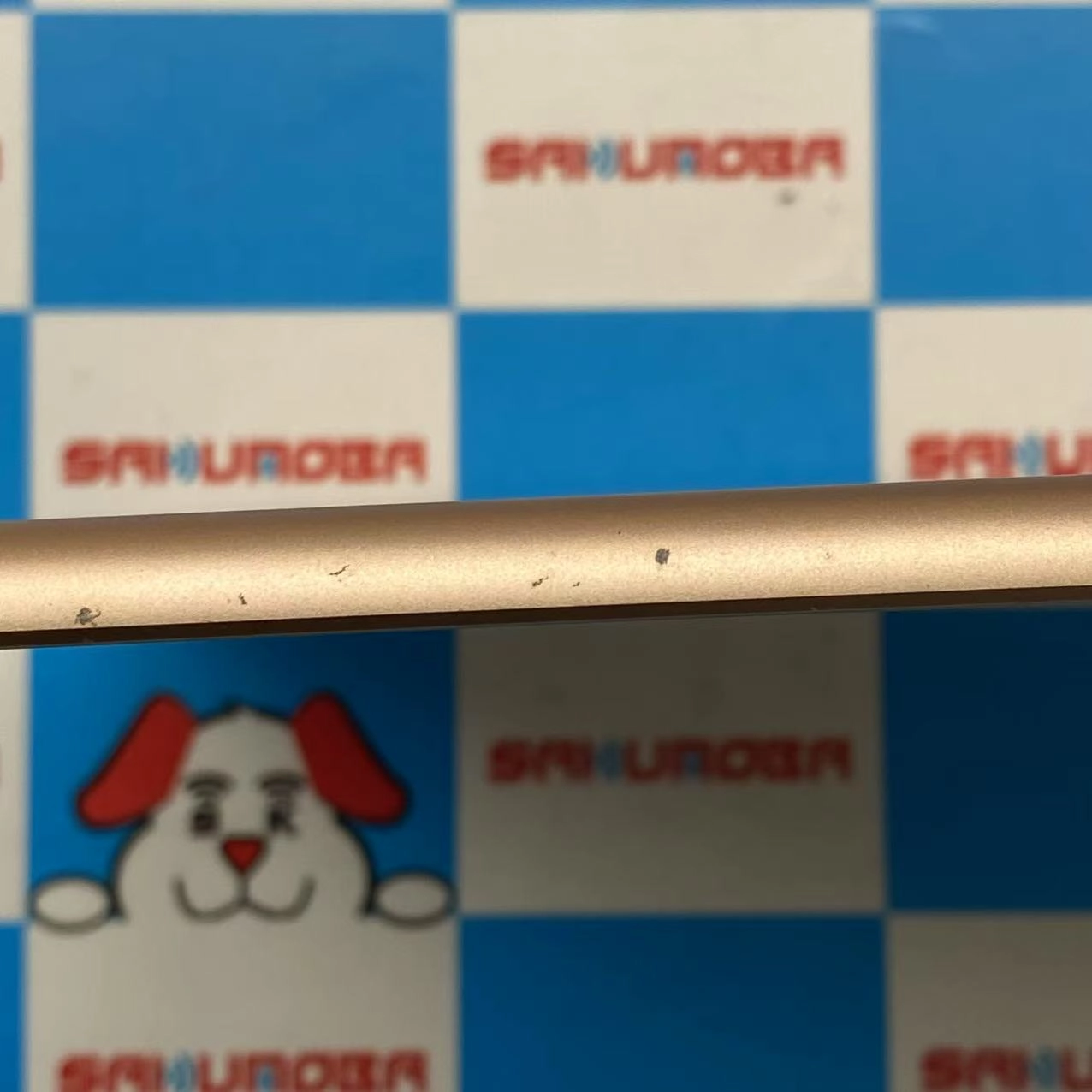 iPad 第6世代 Wi-Fi+Cellularモデル 32GB ゴールド MRM02J/A AU版SIMフリー