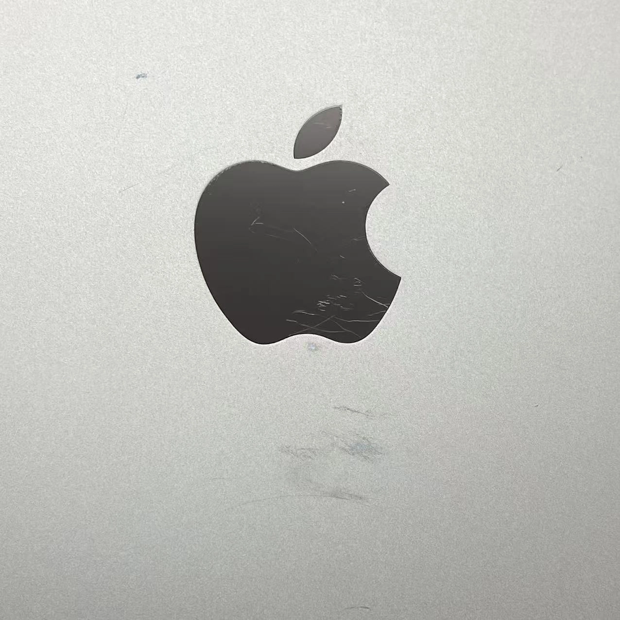 iPad 第6世代 Wi-Fi+Cellularモデル 32GB ゴールド MRM02J/A AU版SIMフリー