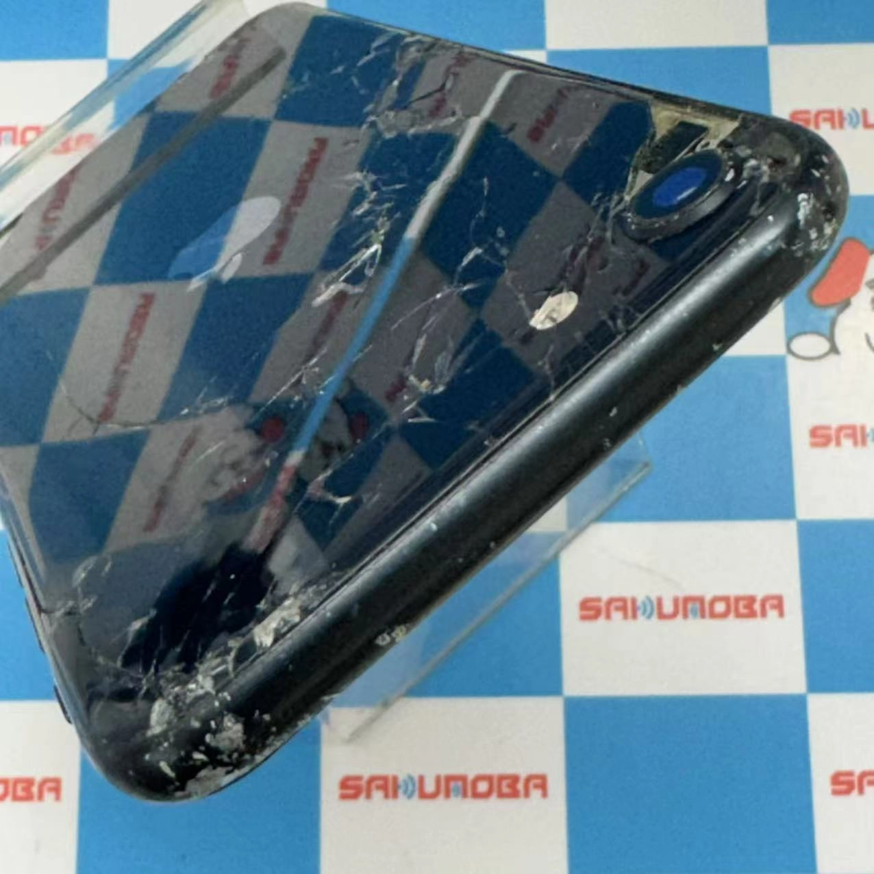 iPhoneSE 第3世代 64GB ミッドナイト MMYC3J/A docomo版SIMフリー ジャンク品