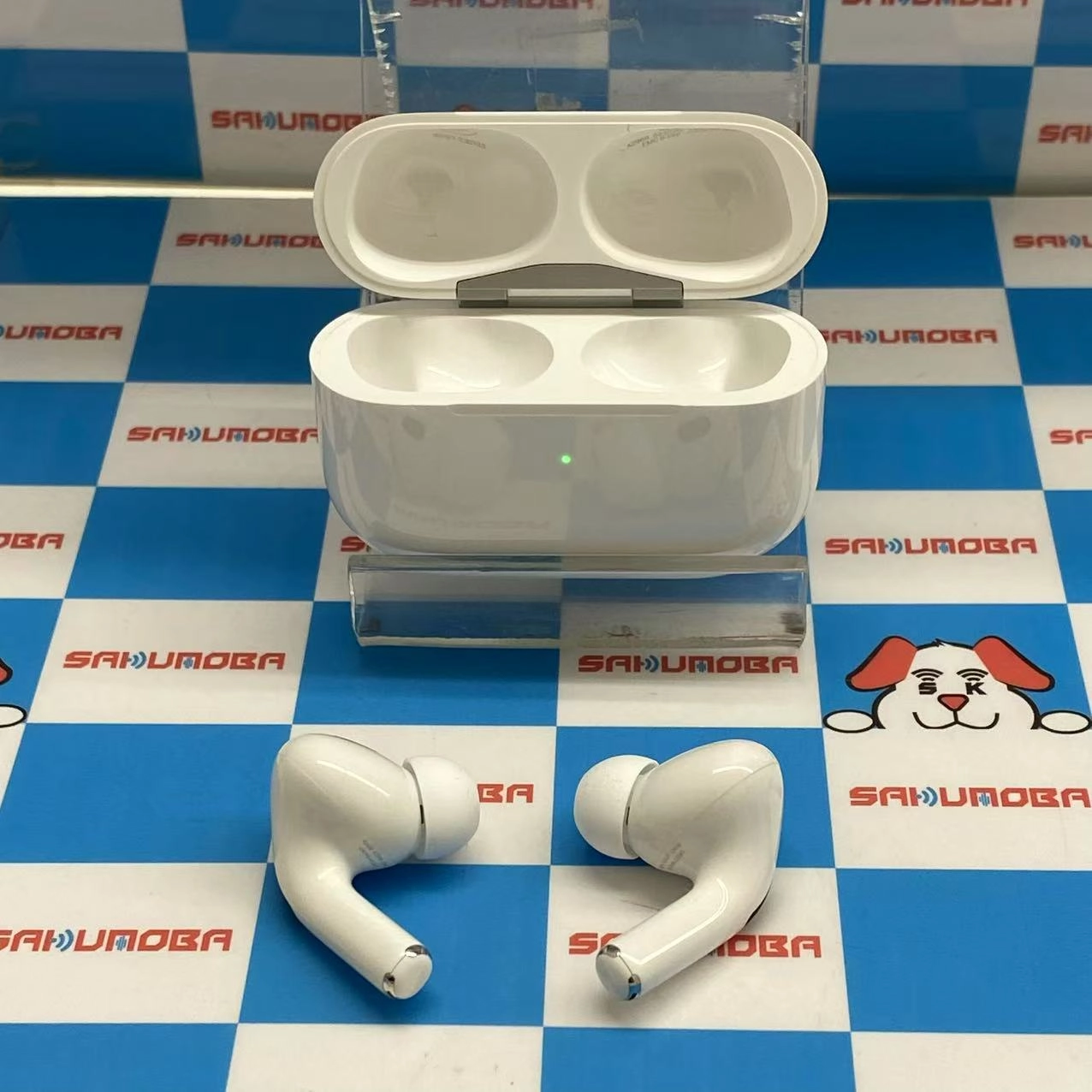 AirPods Pro 第2世代 MagSafe充電ケース(USB-C)付き ホワイト MTJV3J/A 美品