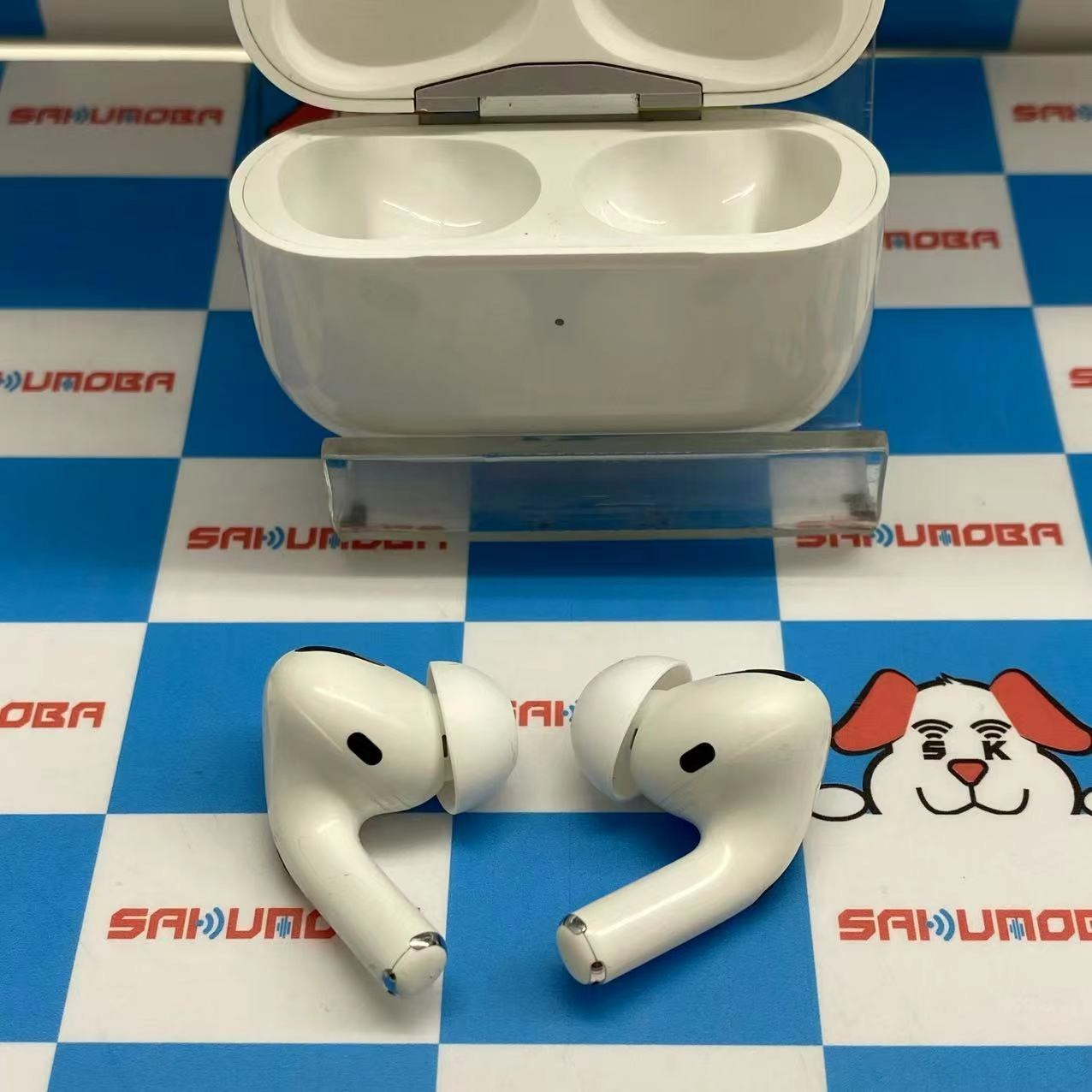 AirPods 第4世代 アクティブノイズキャンセリング搭載 ホワイト MXP93J/A