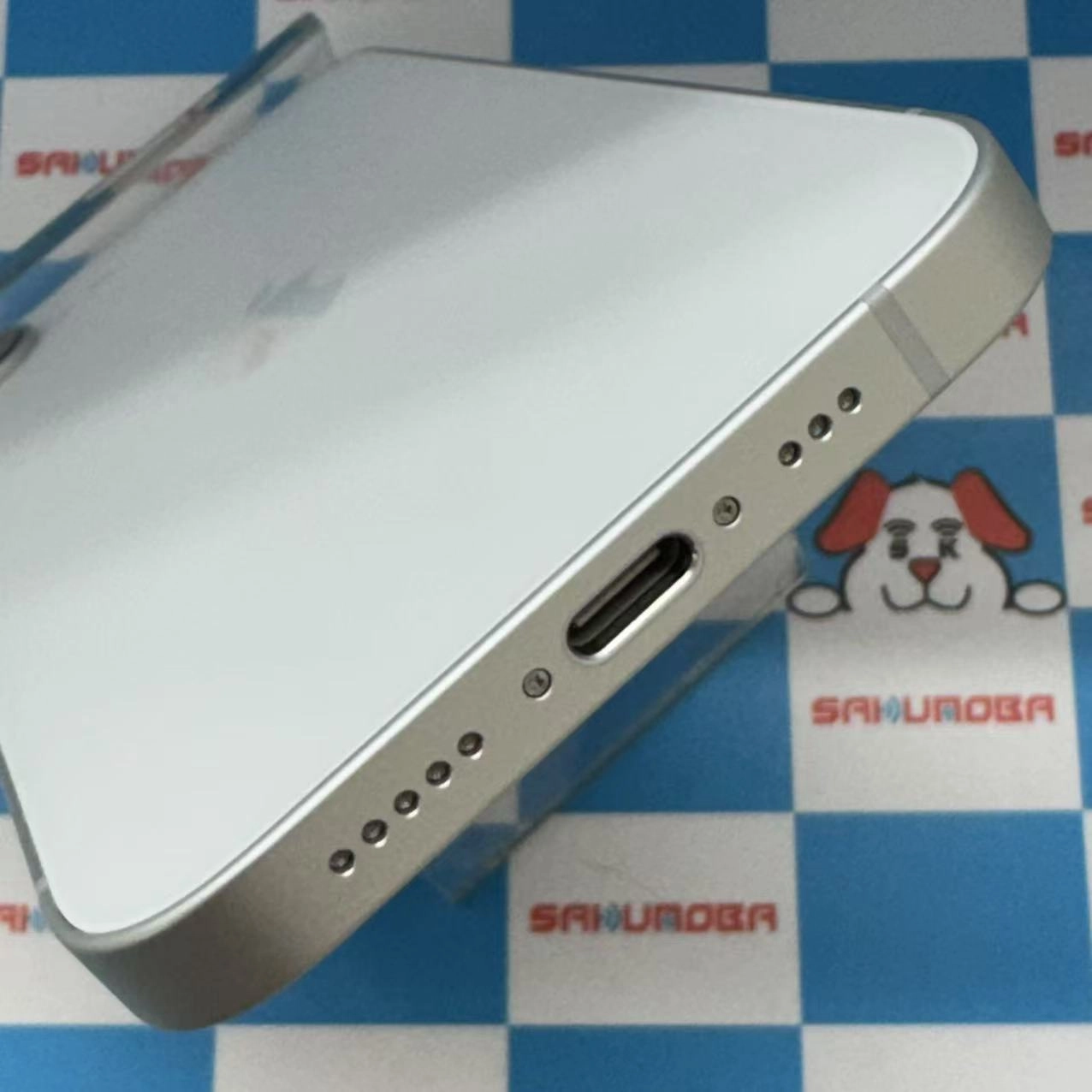 iPhone 16e 128GB ホワイト MD1R4J/A SoftBank版SIMフリー 極美品