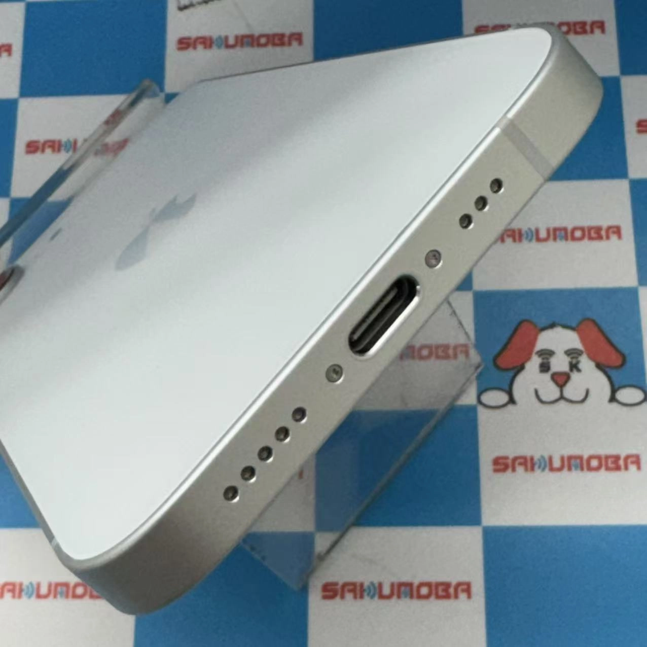 iPhone 16e 128GB ホワイト MD1R4J/A au 新品同様