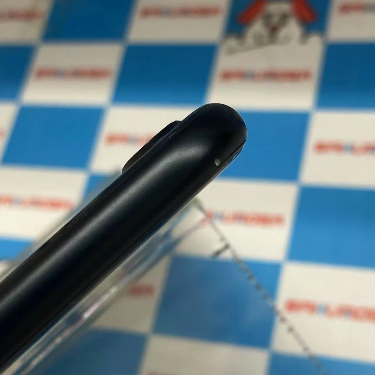 iPhoneSE 第3世代 64GB ミッドナイト MMYC3J/A docomo版SIMフリー