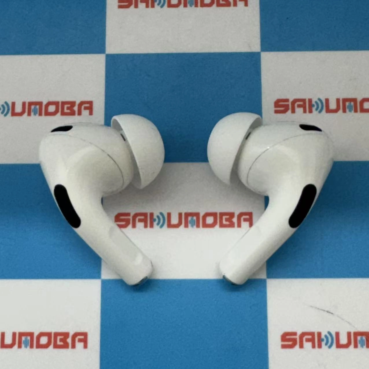 Airpods Pro 第2世代 ー ホワイト MQD83J/A